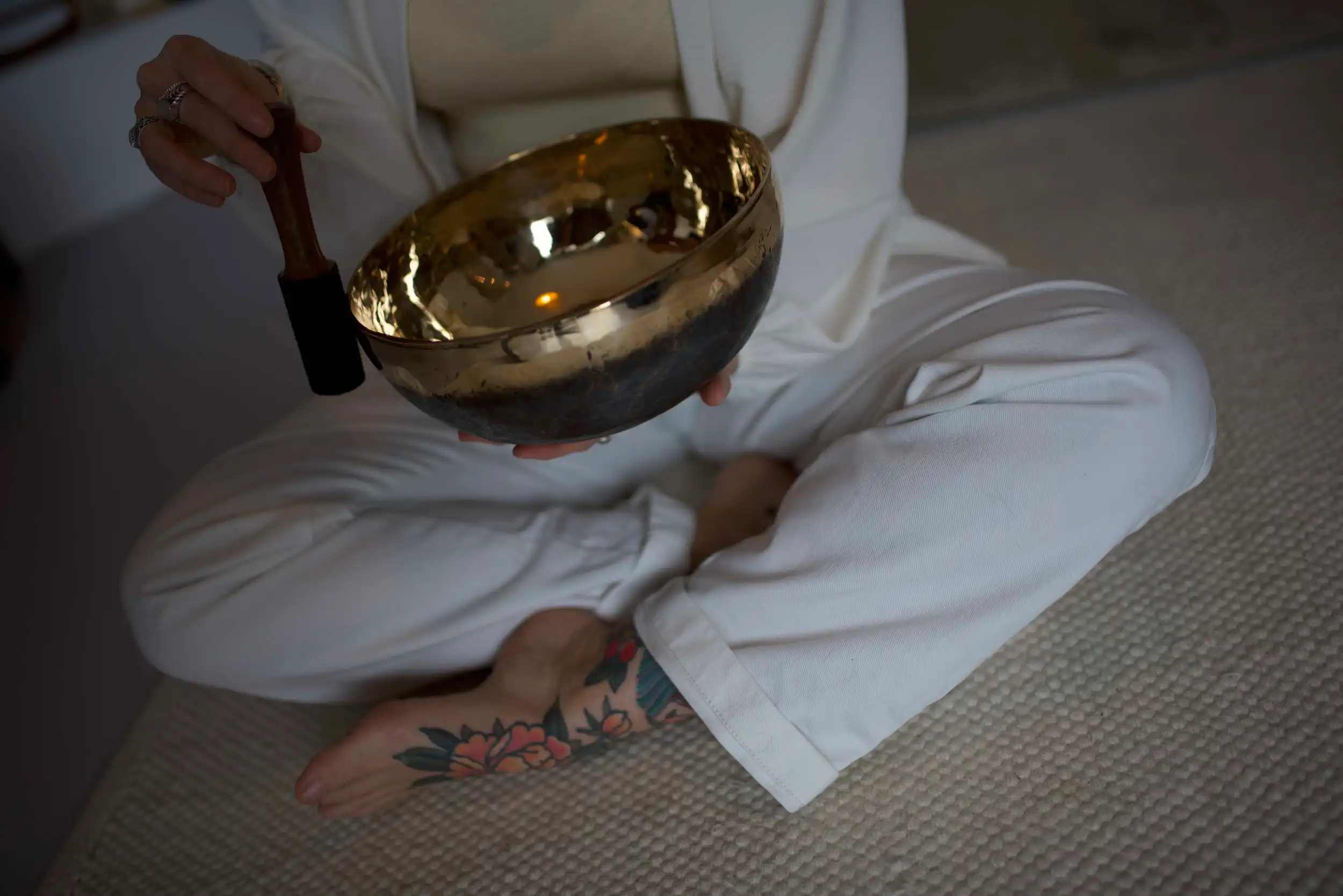 https://reconnectbmr.nl/wp-content/uploads/2024/02/klankschalenmassage-home.webp